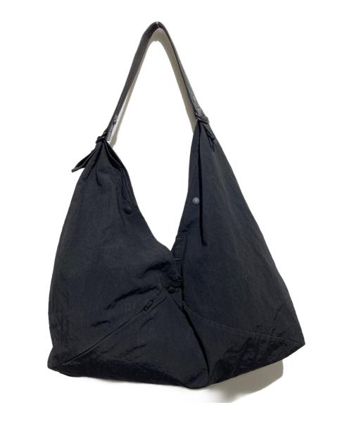 SLOW&CO（スロウアンドコー）SLOW&CO (スロウアンドコー) SPAN NYLON-WRAP BAG ブラックの古着・服飾アイテム