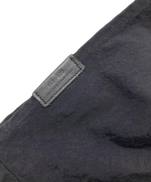 SLOW&CO（スロウアンドコー）SLOW&CO (スロウアンドコー) SPAN NYLON-WRAP BAG ブラックの古着・服飾アイテム