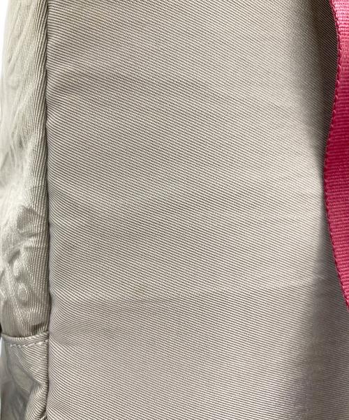 Vivienne Westwood（ヴィヴィアンウエストウッド）Vivienne Westwood (ヴィヴィアンウエストウッド) “LINE ORB EMBOS” リュック カーキの古着・服飾アイテム