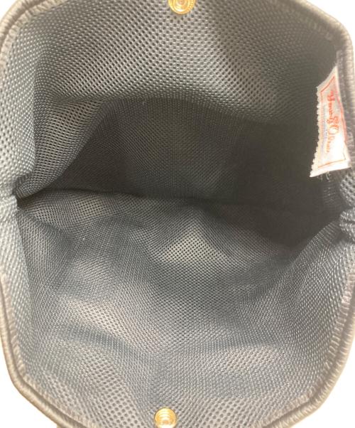 YOUNG & OLSEN The DRYGOODS STORE（ヤングアンドオルセン ザ ドライグッズストア）YOUNG & OLSEN The DRYGOODS STORE (ヤングアンドオルセン ザ ドライグッズストア) ハンドバッグ ブラックの古着・服飾アイテム