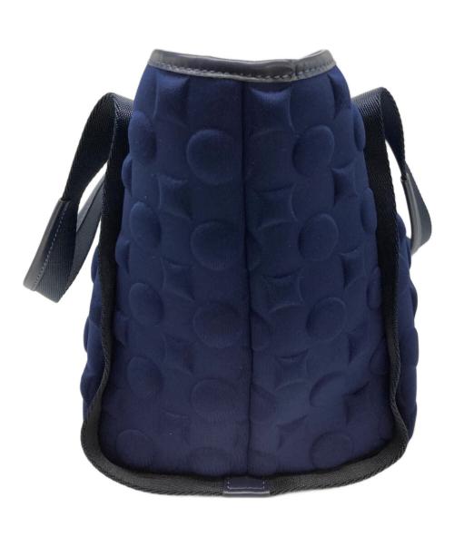 la quoh（ラクーオ）la quoh (ラクーオ) 南蛮七宝エンボスボンディングトート ネイビーの古着・服飾アイテム