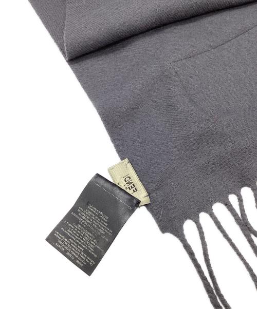 FENDI（フェンディ）FENDI (フェンディ) ロゴワッペンマフラー グレーの古着・服飾アイテム