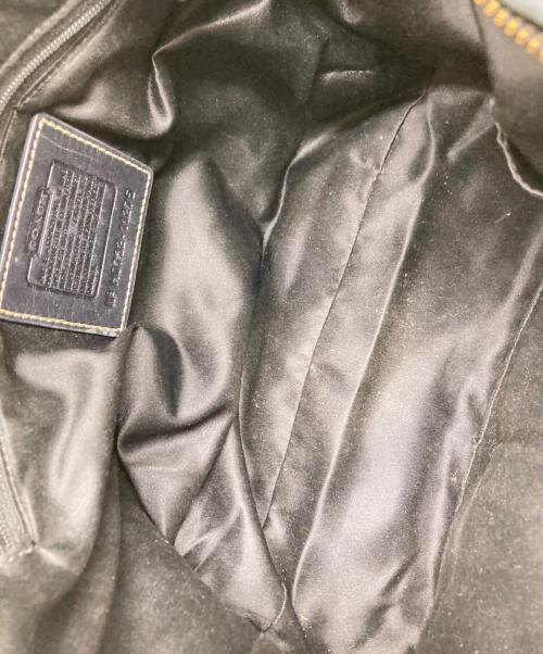 COACH（コーチ）COACH (コーチ) y2k シグネチャー ホーボーワンショルダーバッグ ベージュの古着・服飾アイテム