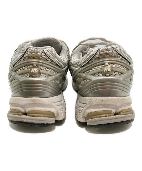 NEW BALANCE（ニューバランス）NEW BALANCE (ニューバランス) ローカットスニーカー/M1906RI シルバー サイズ:26cmの古着・服飾アイテム