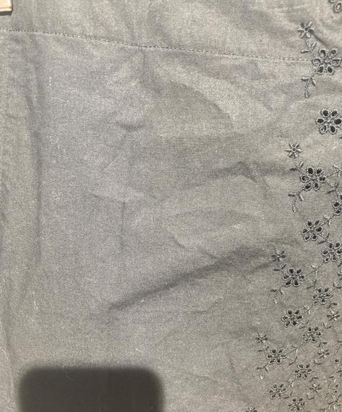 JUNYA WATANABE COMME des GARCONS（(ジュンヤワタナベ コムデギャルソン）JUNYA WATANABE COMME des GARCONS ((ジュンヤワタナベ コムデギャルソン) AD1997 エンブロイダリーレースラップスカート ブラック サイズ:不明の古着・服飾アイテム