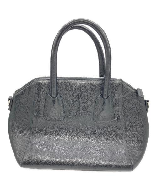 VALENTINO（ヴァレンティノ）VALENTINO (ヴァレンティノ) ロックスタッズデザインショルダーバッグ ブラックの古着・服飾アイテム
