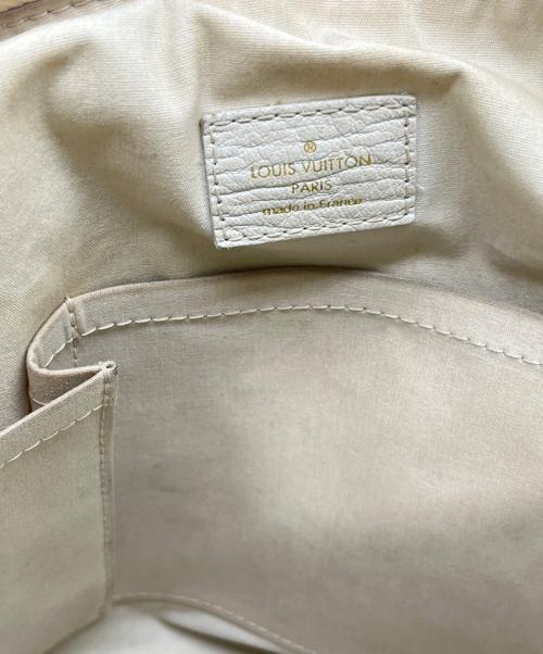 LOUIS VUITTON（ルイ ヴィトン）LOUIS VUITTON (ルイ ヴィトン) ショルダーバッグ/マリナGM ホワイトの古着・服飾アイテム