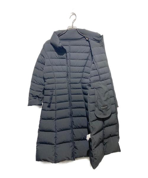 STRAWBERRY FIELDS（ストロベリーフィールズ）STRAWBERRY FIELDS (ストロベリーフィールズ) リボンベルト付き 美シルエットダウンコート ブラック サイズ:不明の古着・服飾アイテム