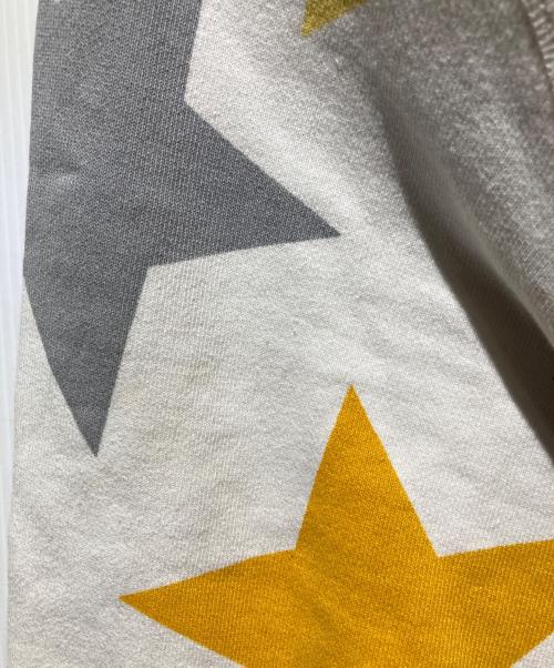 A BATHING APE（ア ベイシング エイプ）A BATHING APE (ア ベイシング エイプ) フルジップスタープリントジップパーカー グレー×ホワイト サイズ:Mの古着・服飾アイテム