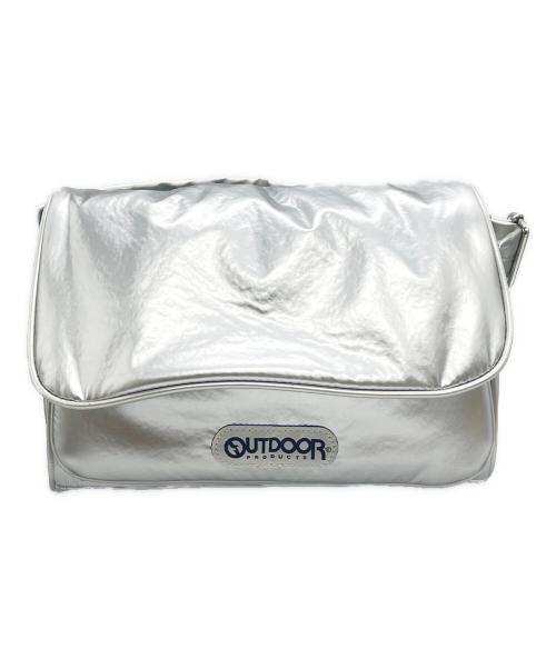 OUTDOOR（アウトドア）OUTDOOR (アウトドア) U by SPICK&SPAN (ユー バイ スピック＆スパン) 別注ショルダートートバッグ シルバーの古着・服飾アイテム