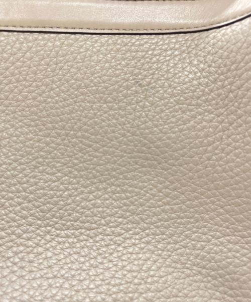 MICHAEL KORS（マイケル・コース）MICHAEL KORS (マイケル・コース) INGRID ショルダーバッグ ベージュの古着・服飾アイテム