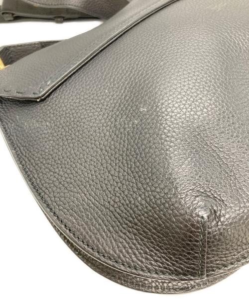 GUCCI（グッチ）GUCCI (グッチ) GGマーモント タイガーヘッドショルダーバッグ ブラックの古着・服飾アイテム