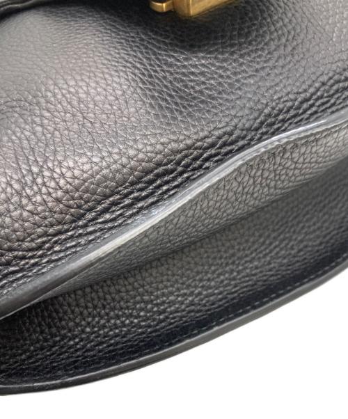 GUCCI（グッチ）GUCCI (グッチ) GGマーモント タイガーヘッドショルダーバッグ ブラックの古着・服飾アイテム