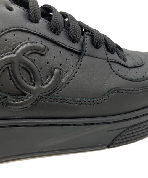CHANEL（シャネル）CHANEL (シャネル) CCロゴローカットスニーカー ブラック サイズ:36の古着・服飾アイテム