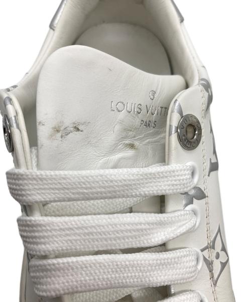 LOUIS VUITTON（ルイ ヴィトン）LOUIS VUITTON (ルイ ヴィトン) タイムアウトライン モノグラム スニーカー ホワイト サイズ:36の古着・服飾アイテム