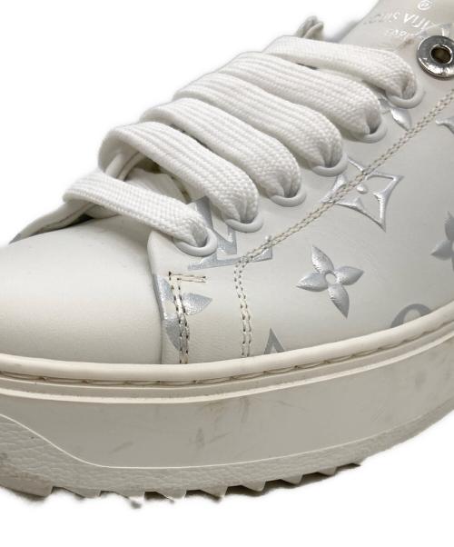 LOUIS VUITTON（ルイ ヴィトン）LOUIS VUITTON (ルイ ヴィトン) タイムアウトライン モノグラム スニーカー ホワイト サイズ:36の古着・服飾アイテム