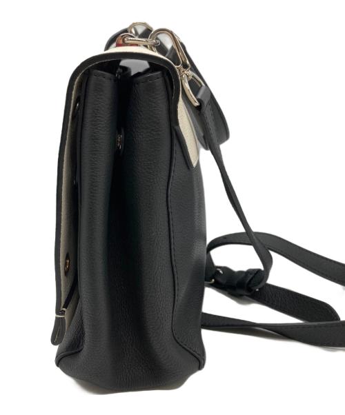 LOUIS VUITTON（ルイ ヴィトン）LOUIS VUITTON (ルイ ヴィトン) ロックミー2 メカニカルフラワー 2WAYショルダーバッグ ホワイト×ブラックの古着・服飾アイテム