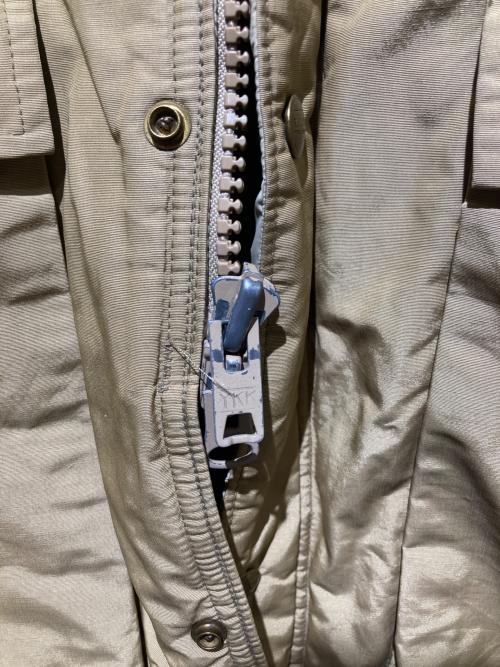 L.L.Bean（エルエルビーン）L.L.Bean (エルエルビーン) USA製 マウンテンパーカー ベージュ サイズ:Lの古着・服飾アイテム