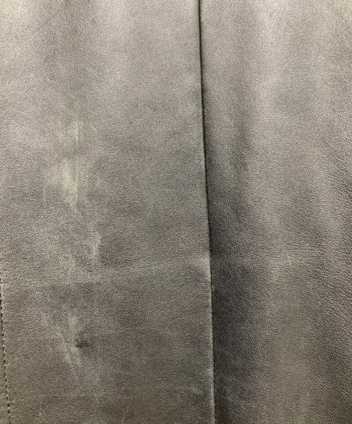 AKM（エーケーエム）AKM (エーケーエム) 裏地キルティングシープレザーライダースジャケット ブラック サイズ:Ｍの古着・服飾アイテム