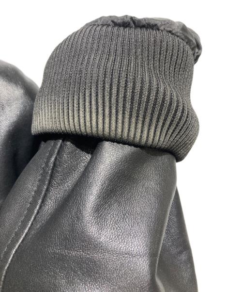 AKM（エーケーエム）AKM (エーケーエム) 裏地キルティングシープレザーライダースジャケット ブラック サイズ:Ｍの古着・服飾アイテム