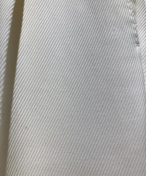 PT01（ピーティーゼロウーノ）PT01 (ピーティーゼロウーノ) Gentleman Fit ウール 1プリーツスリムスラックス アイボリー サイズ:42の古着・服飾アイテム