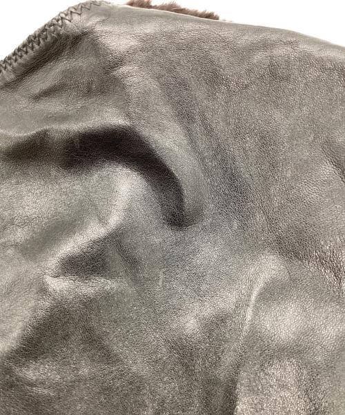 FENDI（フェンディ）FENDI (フェンディ) ズッカ柄シャギーファーレザーベスト ブラック サイズ:42の古着・服飾アイテム