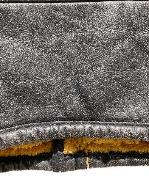 VIRTUS PALESTRE（ヴィルトゥス パレストレ）VIRTUS PALESTRE (ヴィルトゥス パレストレ) イタリア製 ムートンレザージャケット ブラック サイズ:不明の古着・服飾アイテム