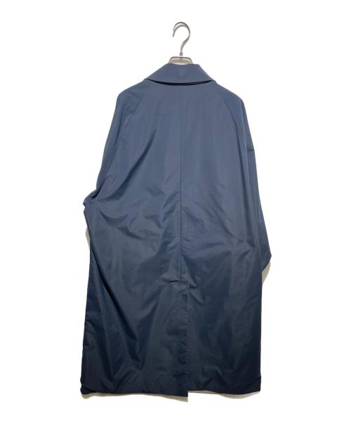 TOMORROW LAND（トゥモローランド）TOMORROW LAND (トゥモローランド) ポリエステルツイル リバーシブルステンカラーコート ベージュ×ネイビー サイズ:Mの古着・服飾アイテム