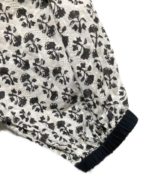 ne quittez pas（ヌキテパ）ne quittez pas (ヌキテパ) コットンジャガードコンビプリントギャザードレス ホワイト×ブラック サイズ:Sの古着・服飾アイテム