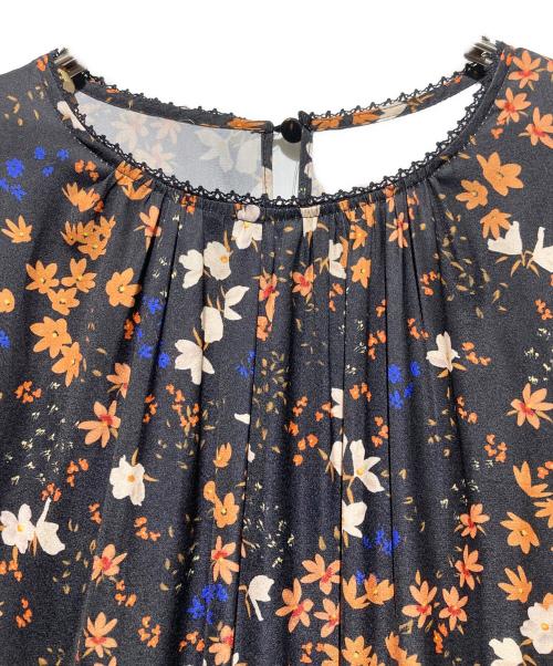 SLOBE IENA（スローブ イエナ）SLOBE IENA (スローブ イエナ) flowerprint ティアードワンピース オレンジ×ブラック サイズ:FREE 未使用品の古着・服飾アイテム