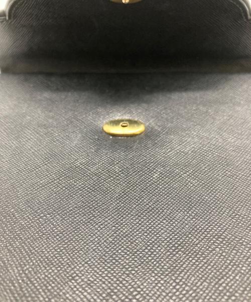 Yves Saint Laurent（イヴサンローラン）Yves Saint Laurent (イヴサンローラン) ショルダーバッグ ブラックの古着・服飾アイテム