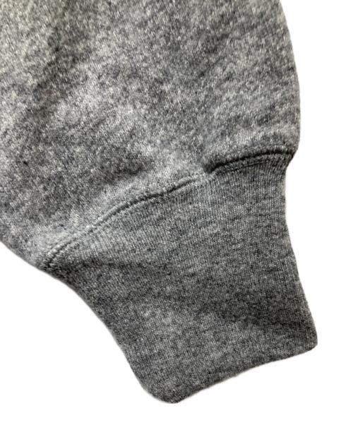 CAHLUMN（カウラム）CAHLUMN (カウラム) Merino Wool＋Cotton Loop Back V-neck Sweatshirt グレー サイズ:Mの古着・服飾アイテム