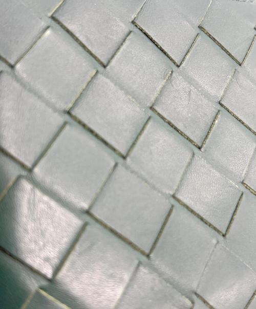 BOTTEGA VENETA（ボッテガベネタ）BOTTEGA VENETA (ボッテガベネタ) イントレチャート 二つ折り財布 グリーンの古着・服飾アイテム