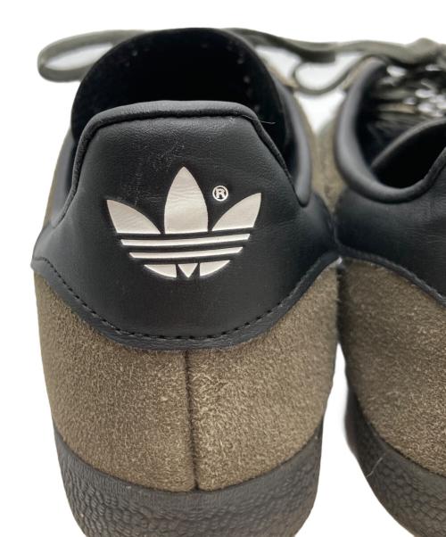 adidas（アディダス）adidas (アディダス) gazelle /ローカットスニーカー カーキ サイズ:26の古着・服飾アイテム