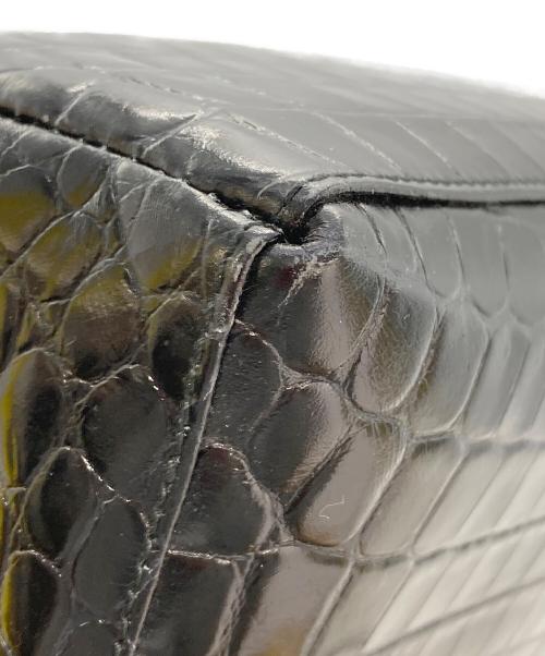 Ferragamo（フェラガモ）Ferragamo (フェラガモ) クロコ風型押し2WAYバッグ ブラックの古着・服飾アイテム