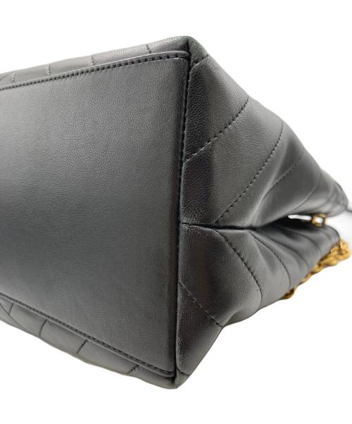 TORY BURCH（トリーバーチ）TORY BURCH (トリーバーチ) Alexa Flat Leather Tote/チェーントートバッグ ブラックの古着・服飾アイテム