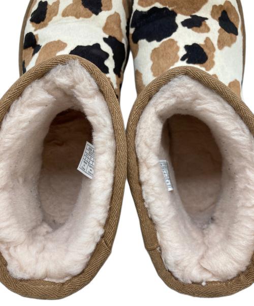 UGG（アグ）UGG (アグ) Classic Mini Boot ベージュ サイズ:25の古着・服飾アイテム