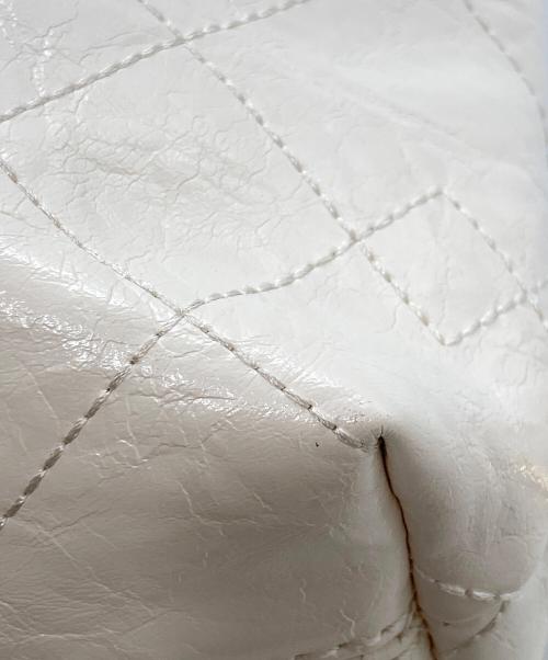 CHARLES & KEITH（チャールズアンドキース）CHARLES & KEITH (チャールズアンドキース) ドゥオブレードチェーンハンドルホーボーバッグ アイボリーの古着・服飾アイテム