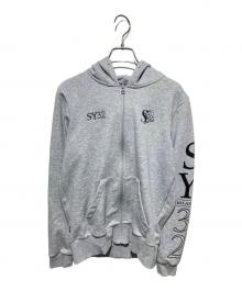 sy32 by sweet years（エスワイサーティトゥバイスィートイヤーズ）の古着「SERIF LOGO フード付き フーディ」｜グレー