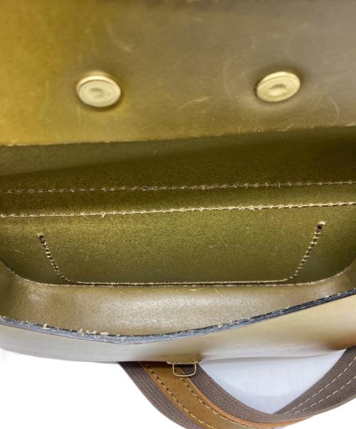 Herz（ヘルツ）Herz (ヘルツ) フラップショルダーバッグ ブラウンの古着・服飾アイテム