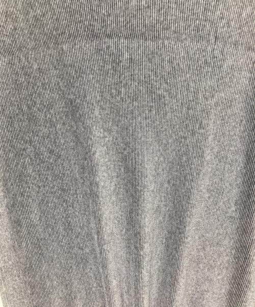 PLEATS PLEASE（プリーツプリーズ）PLEATS PLEASE (プリーツプリーズ) ハイネックプリーツカットソー グレー サイズ:3の古着・服飾アイテム