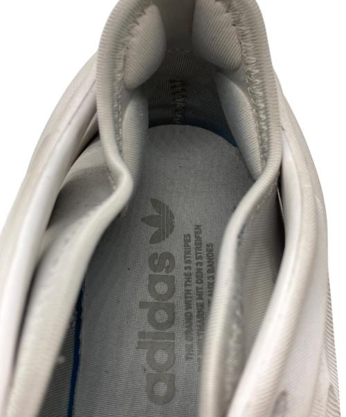 adidas（アディダス）adidas (アディダス) ADIFOM Q Casual Shoes ホワイト サイズ:26の古着・服飾アイテム