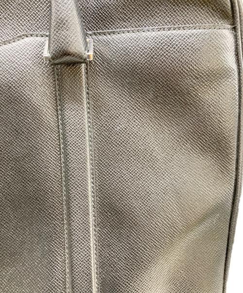 HUGO BOSS（ヒューゴ ボス）HUGO BOSS (ヒューゴ ボス) レザーブリーフケース ブラックの古着・服飾アイテム