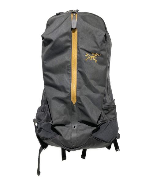 ARC'TERYX（アークテリクス）ARC'TERYX (アークテリクス) バックパック/ARRO 22 BACKPACK ゴールド×ブラックの古着・服飾アイテム