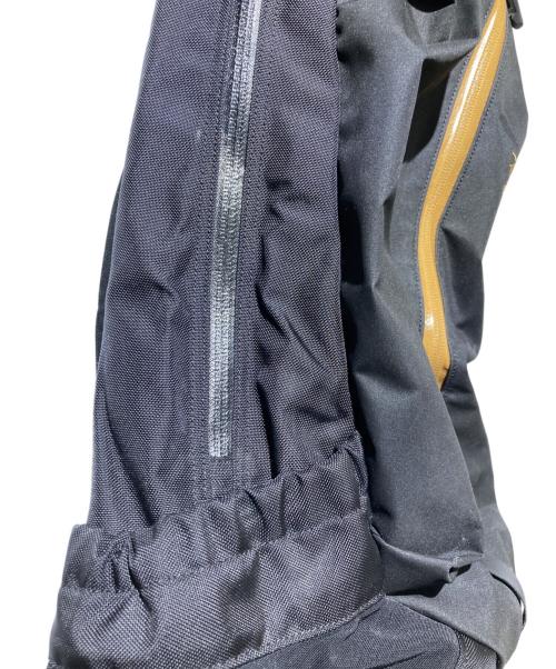 ARC'TERYX（アークテリクス）ARC'TERYX (アークテリクス) バックパック/ARRO 22 BACKPACK ゴールド×ブラックの古着・服飾アイテム