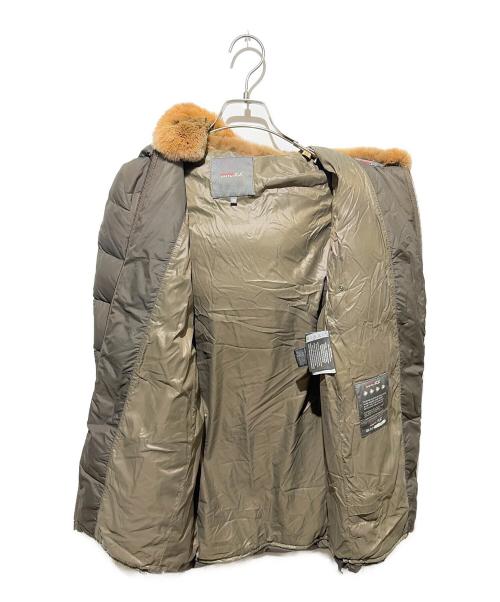 DUVETICA（デュベティカ）DUVETICA (デュベティカ) ファー付きダウンコート カーキ サイズ:38の古着・服飾アイテム