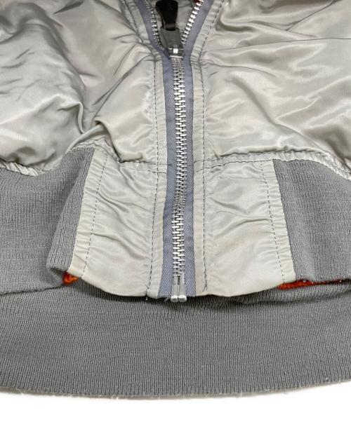 ALPHA INDUSTRIES（アルファインダストリーズ）ALPHA INDUSTRIES (アルファインダストリーズ) 90s USA製 MA-1 フライトジャケット シルバー サイズ:Lの古着・服飾アイテム