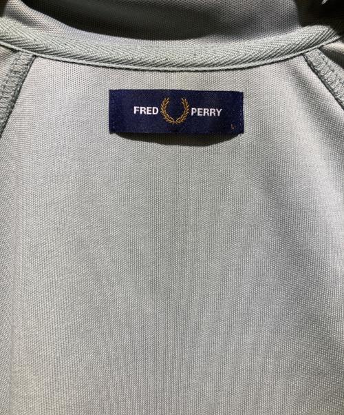 FRED PERRY（フレッドペリー）FRED PERRY (フレッドペリー) トラックジャケット/ CONTRAST TAPE TRACK JACKET グリーン サイズ:Lの古着・服飾アイテム