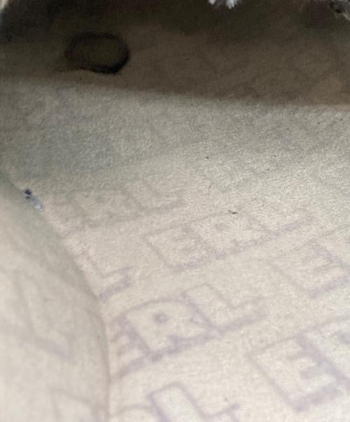 ERL（イーアールエル）ERL (イーアールエル) CORDUROY COUPE SNEAKER/コーデュロイスニーカー ブラック サイズ:28cmの古着・服飾アイテム