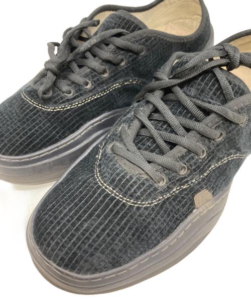 ERL（イーアールエル）ERL (イーアールエル) CORDUROY COUPE SNEAKER/コーデュロイスニーカー ブラック サイズ:28cmの古着・服飾アイテム